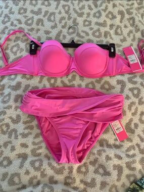 Lily Pulitzer Swim Set Size 8 top size 6 bottoms  NWT